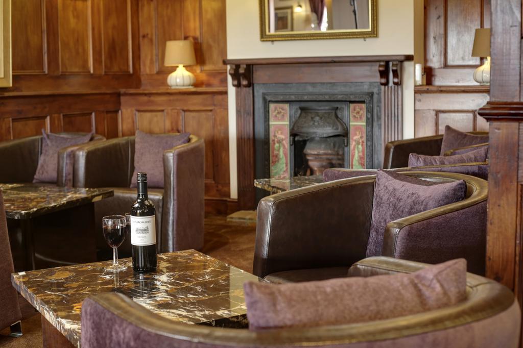 Best Western Reading Calcot Hotel Exterior photo